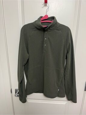 Outdoor Research Women's Olive Green Textured Fleece Pullover in size M